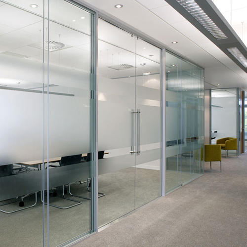 glass partition work in dubai