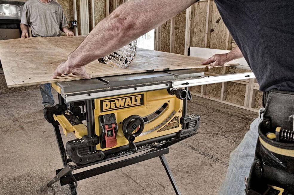 Joinery works in dubai